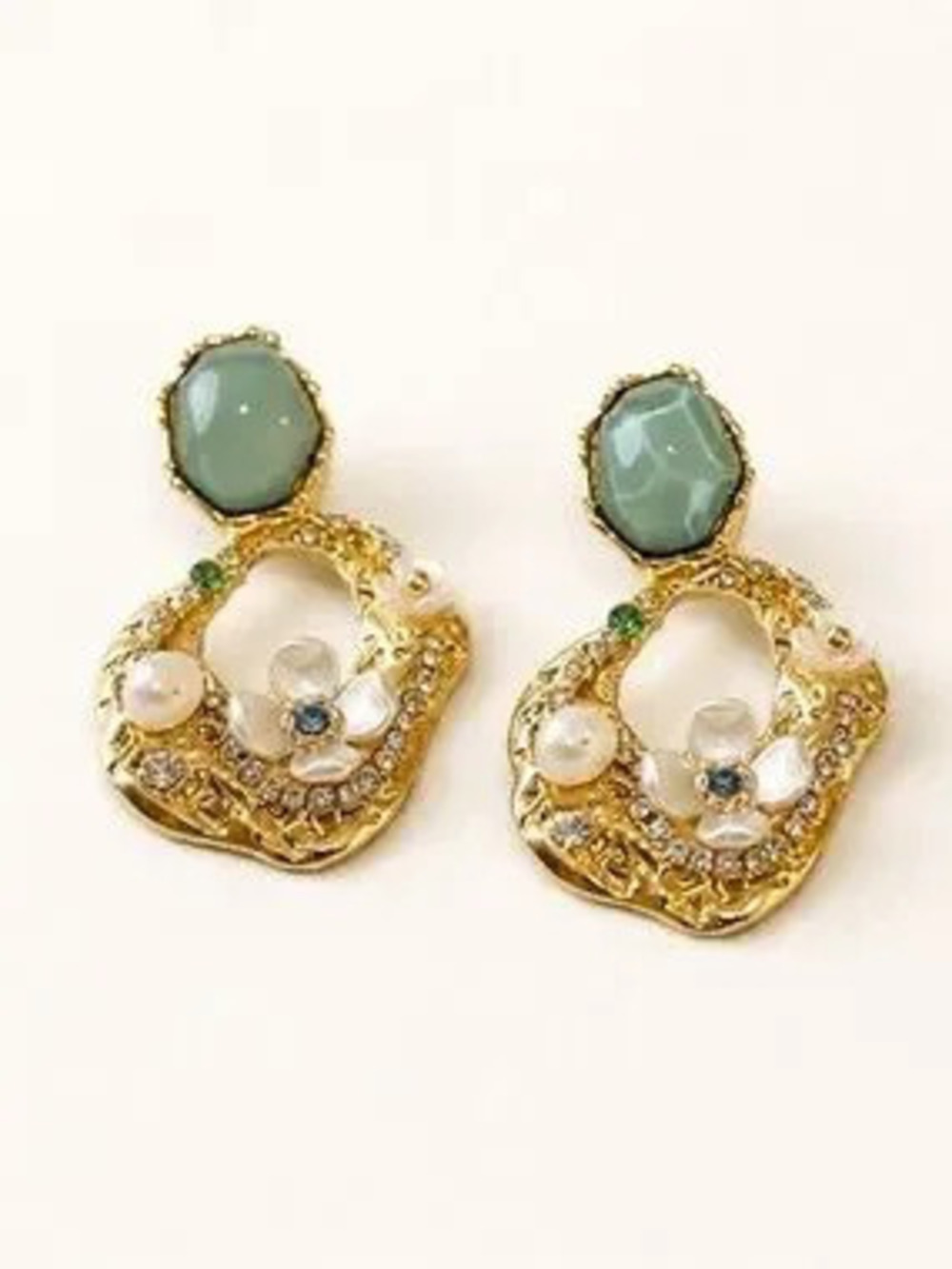 Vintage Pearl Rhinestone Earrings (2714)